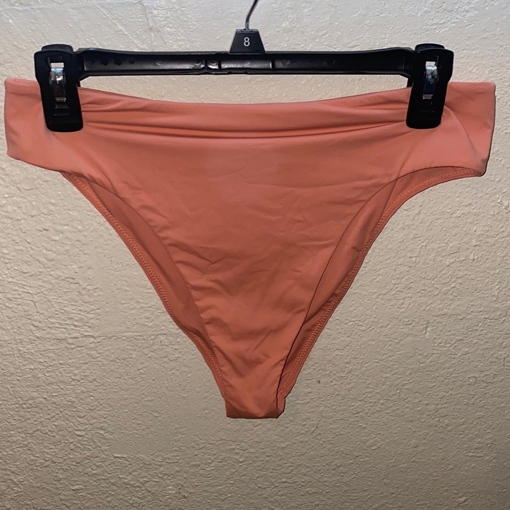 Large O’Neill solid swim bottoms. NWT